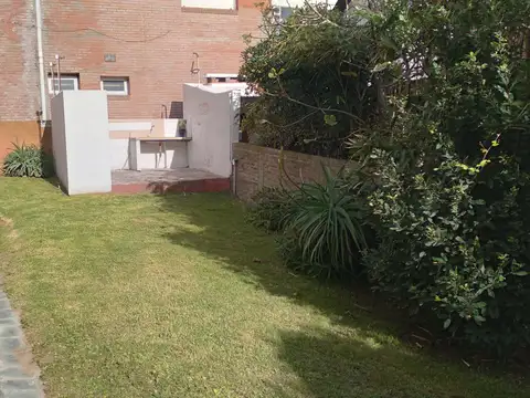 Departamento 2 ambientes sobre linea de mar, Zona Centro, Villa Gesell.-