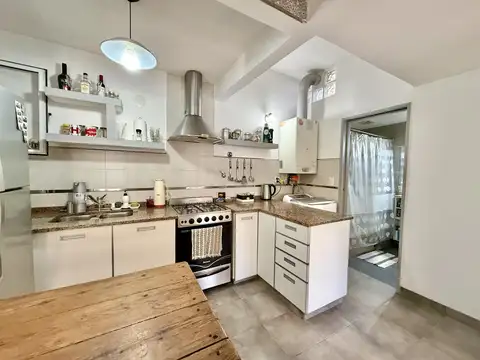 Depto Tipo Casa en Venta en Temperley, USD 125.000