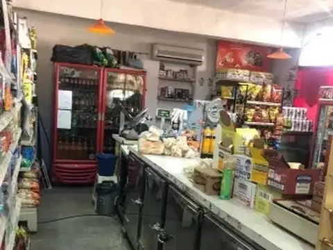 Local en Venta 80 años