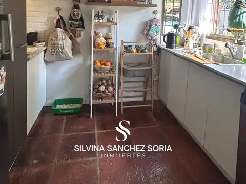 VENTA CASA 6 AMBIENTES EN BARRIO PARQUE NATURA, LOS CARDALES