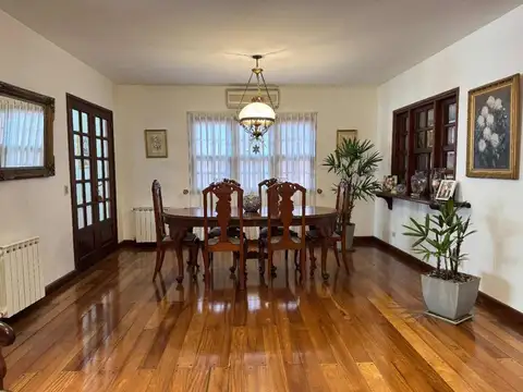 Casa en Venta en Quilmes, USD 390.000