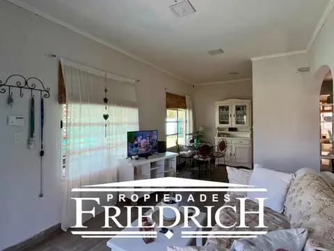 Casa 3 ambientes con 1 baño