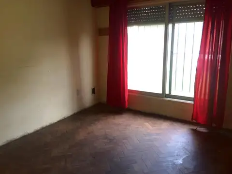 Casa en Venta en Villa Adelina, USD 158.000