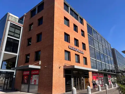 Alq local comercial 2256 m2 en Puerto Madero