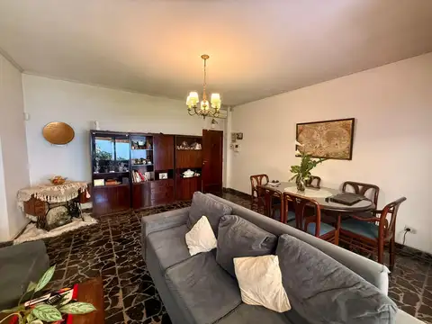Depto Tipo Casa 4 ambientes con 1 baño