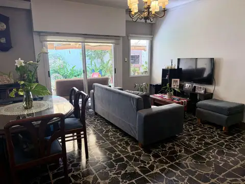 VENTA PH 4 AMBIENTES CON PATIO Y GARAGE EN RAMOS MEJIA