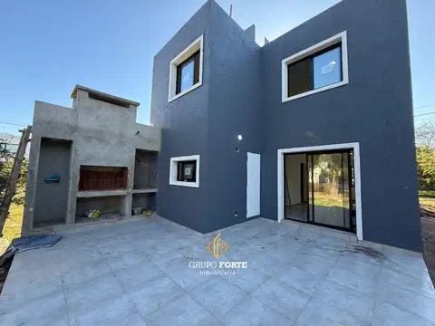 Casa en Venta en Villa Catalina, USD 105.000