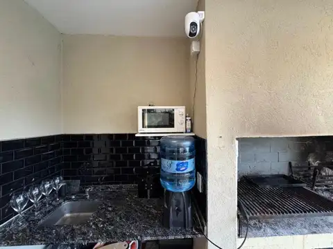 Casa Chalet  en Venta en Santa Lucia, Pilar del Este, Pilar