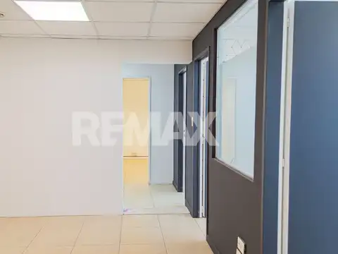 EN VENTA OFICINAS C/ COCHERAS CENTRO ALTO NEUQUÉN