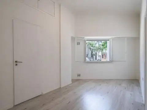 Dpto. 2 amb. Reciclado. Planta baja. Parque Chas