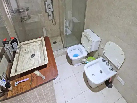 VENTA CASA 4 AMBIENTES EN VILLA ADELINA