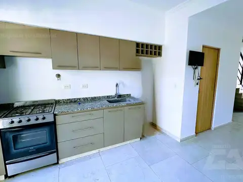 Depto Tipo Casa en Alquiler en Merlo Sur, $ 850.000