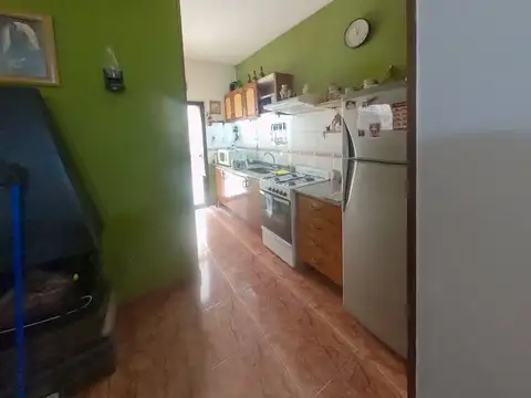 Depto Tipo Casa 2 ambientes con 1 baño