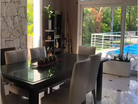 Casa en Venta al Este