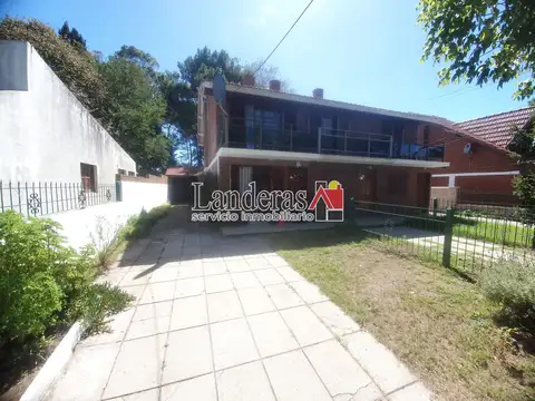 Casa 3 ambientes con 2 baños