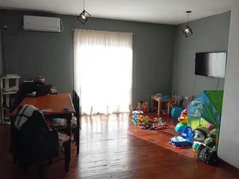 Depto Tipo Casa en Venta en Villa Ballester, USD 70.000