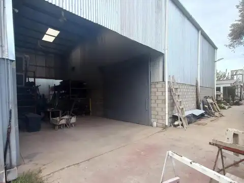 Venta - Alquiler 2 galpones de 2 plantas en un mismo lote - Pilar