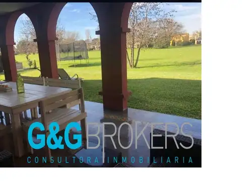 Casa en Venta al Oeste