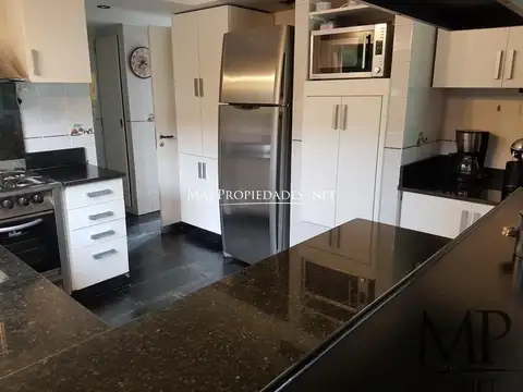 Casa en Venta en El Venado, USD 230.000