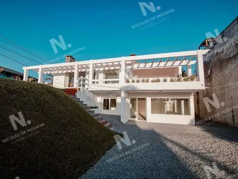 Alquiler de local comercial en La Barra, esquina, Ruta 10 y Los Romances