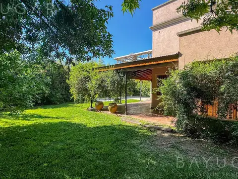 Casa en Venta de 5 dormitorios