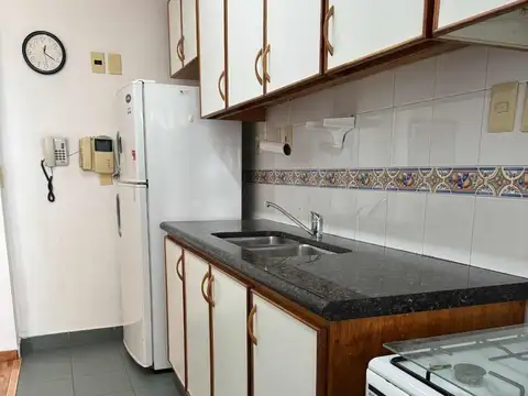Departamento en Alquiler con 1 cocheras