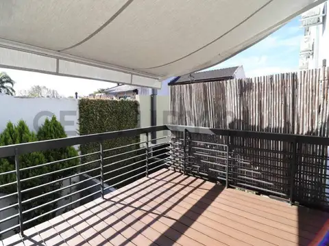 CASA-TRIPLEX FLORIDA APTO CREDITO