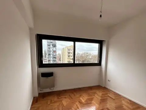 Departamento en Venta en Villa del Parque, USD 130.000