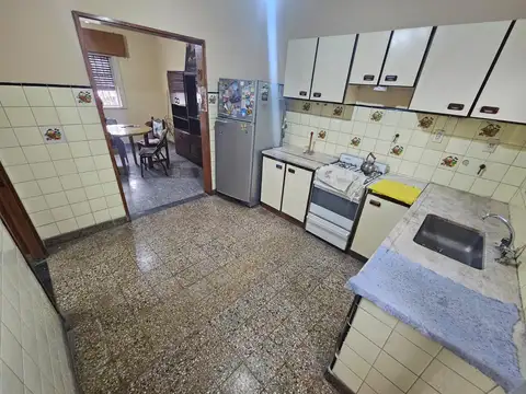 Depto Tipo Casa en Venta en Villa Luzuriaga, USD 98.000