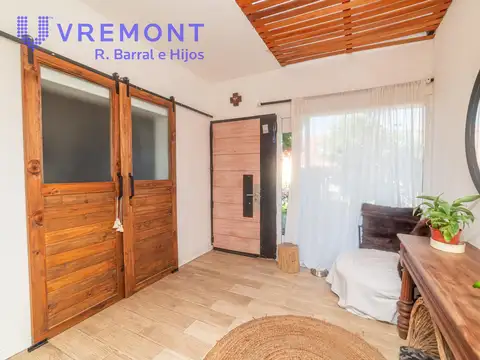 Casa 4 ambientes con 3 baños