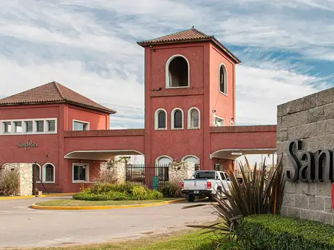 Lote a laguna en Santa Rita