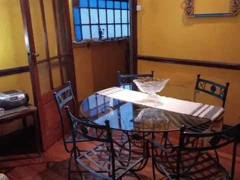 Hipólito Yrigoyen 900