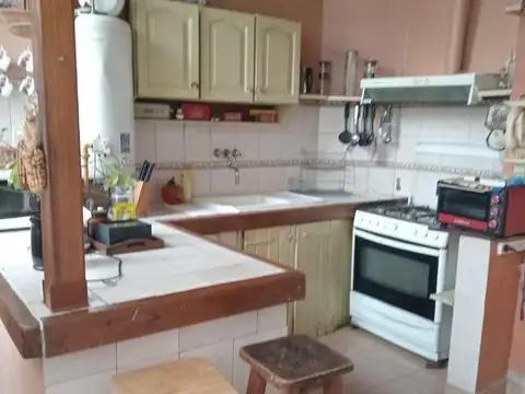 Hipólito Yrigoyen 900