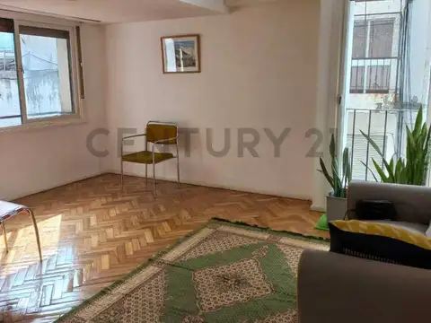 Av. Cordoba 2600, Piso 8