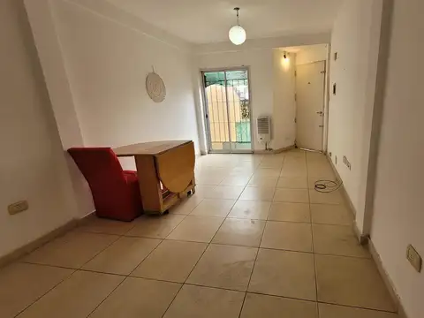 Larrea al 300 Morón