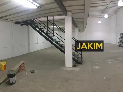 Galpon en Alquiler 21,70  mts Fondo