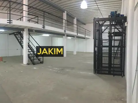 Galpon en Alquiler en Villa Bosch, USD 0