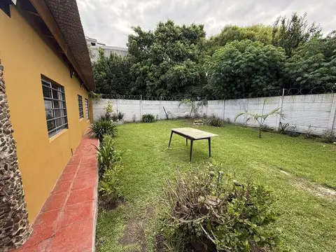 Depto Tipo Casa en Alquiler en Berazategui, $ 580.000
