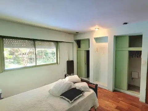 VENTA CASA CON JARDIN Y PILETA VILLA PUEYRREDON