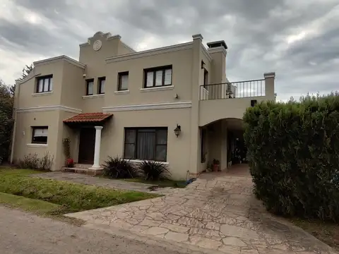 Casa en Venta en Country Club Banco Provincia, USD 340.000