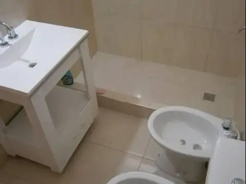 OPORTUNIDAD NUEVO VALOR! Moderno T/Casa 2 amb. A Estrenar y