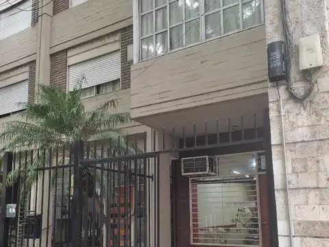 Montevideo 1400, Piso 0