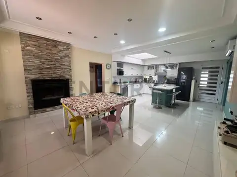 Casa en Venta en La Plata, USD 210.000