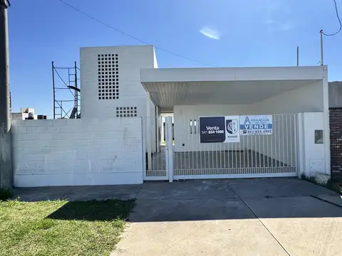 Casa 5 ambientes con 2 baños