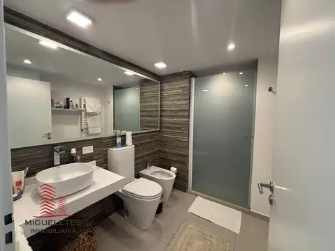 Departamento en Venta con 2 cocheras