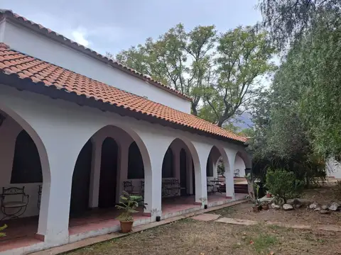 HOTEL zona Piedras Blancas