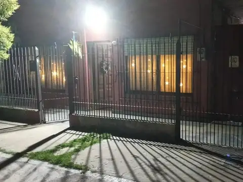 La Rioja e/ Nicolas Avellaneda y Mariano Moreno