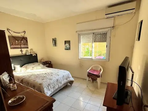 Depto Tipo Casa en Venta de 4 dormitorios
