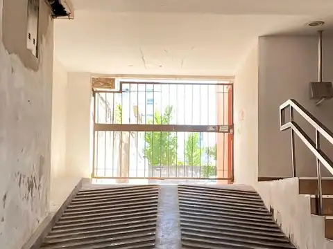 6 entre 60 y 61 1300, Piso PB