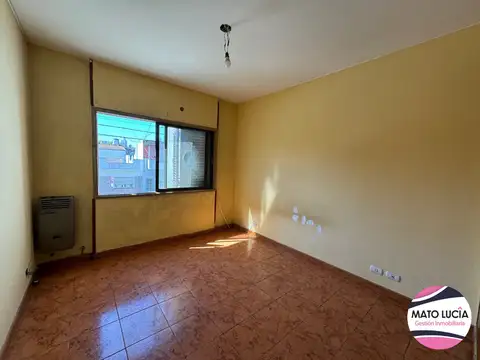 Duplex 3 Amb - Patio Cubierto + Cochera